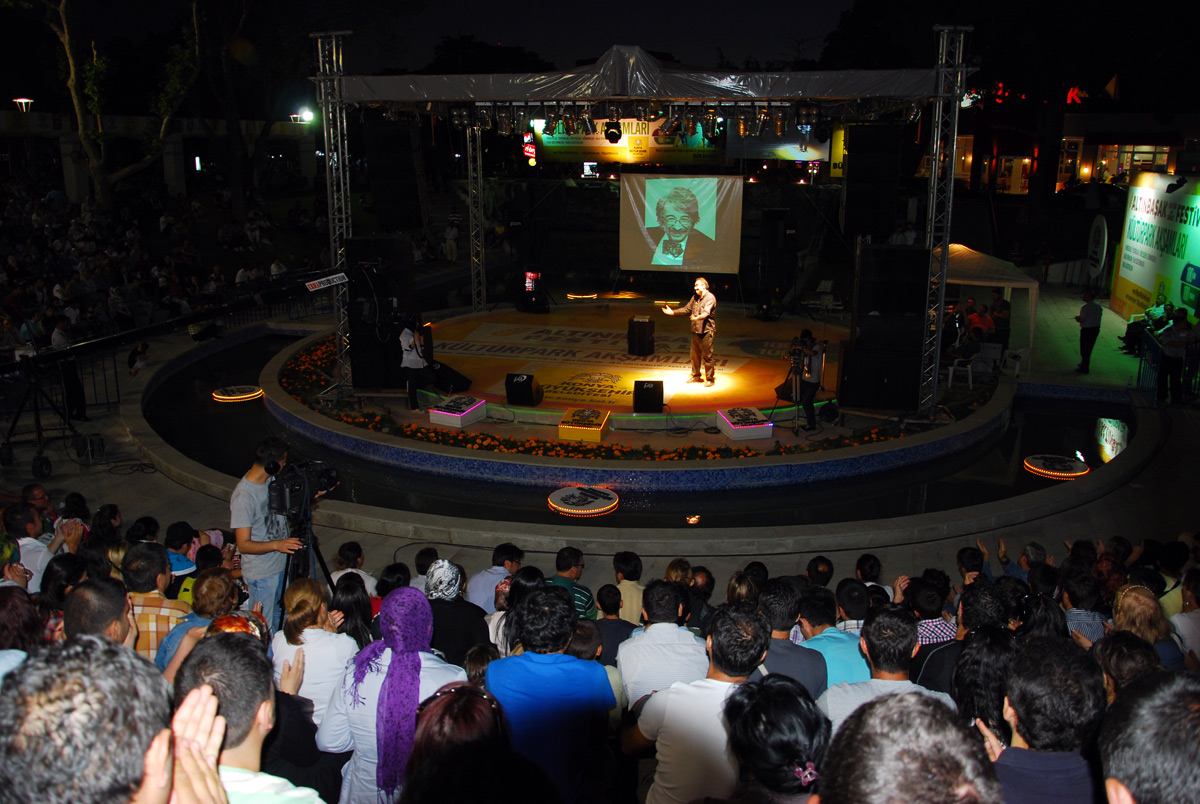 Kültürpark Akşamları Büyük İlgi Görüyor