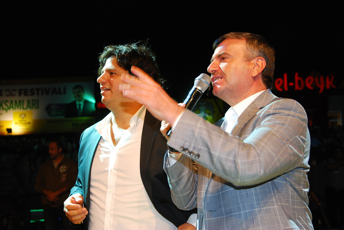 Kubat Türkülerini Kültürpark'ta Söyledi