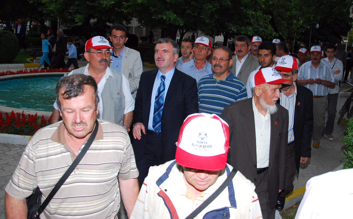 Başkan Akyürek Gazileri ve Öğrencileri Çanakkale'ye Uğurladı