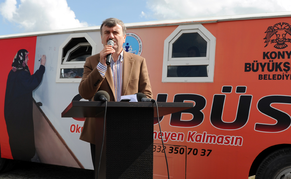 Mobil Okuma Yazma Kursu Projesi (Okubüs) Hizmete Girdi