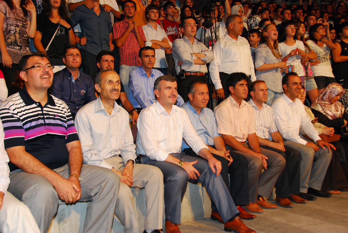 Kültürpark'ın En Kalabalık Konserini Sagopa Kajmer Verdi