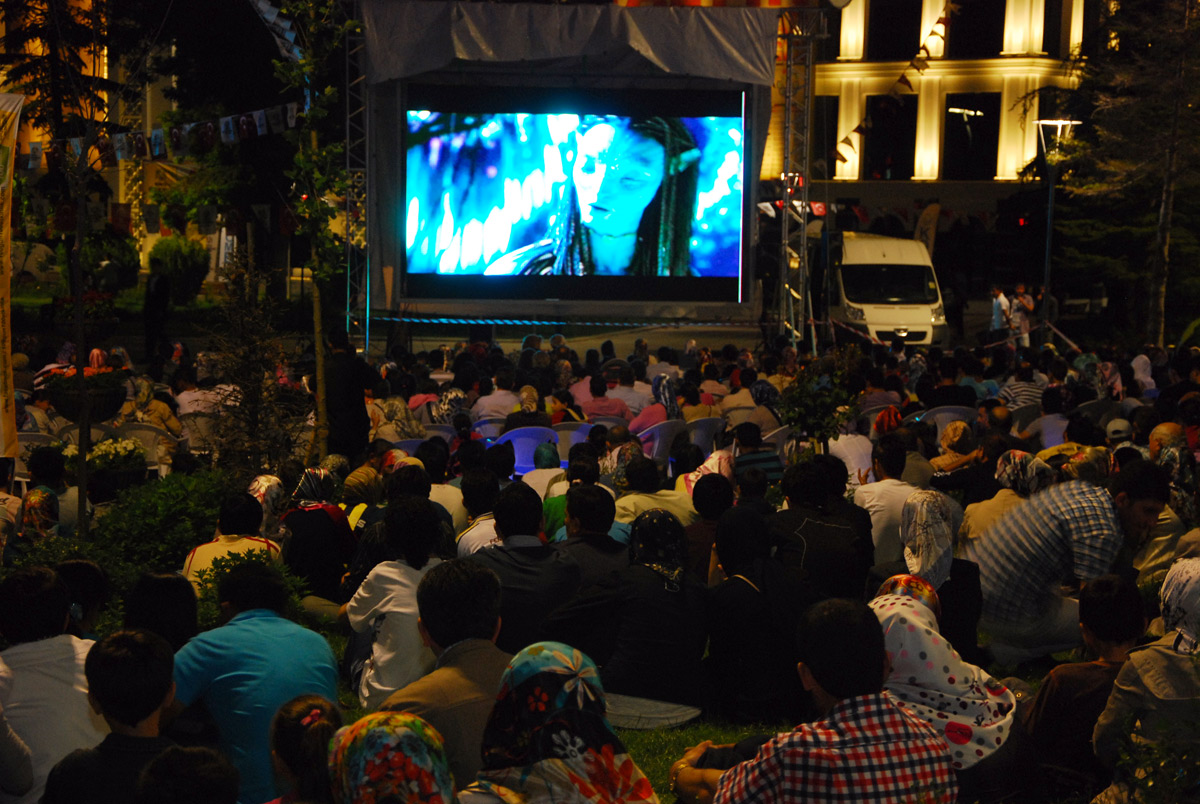 Kültürpark Akşamlarında Tiyatro ve Sinema