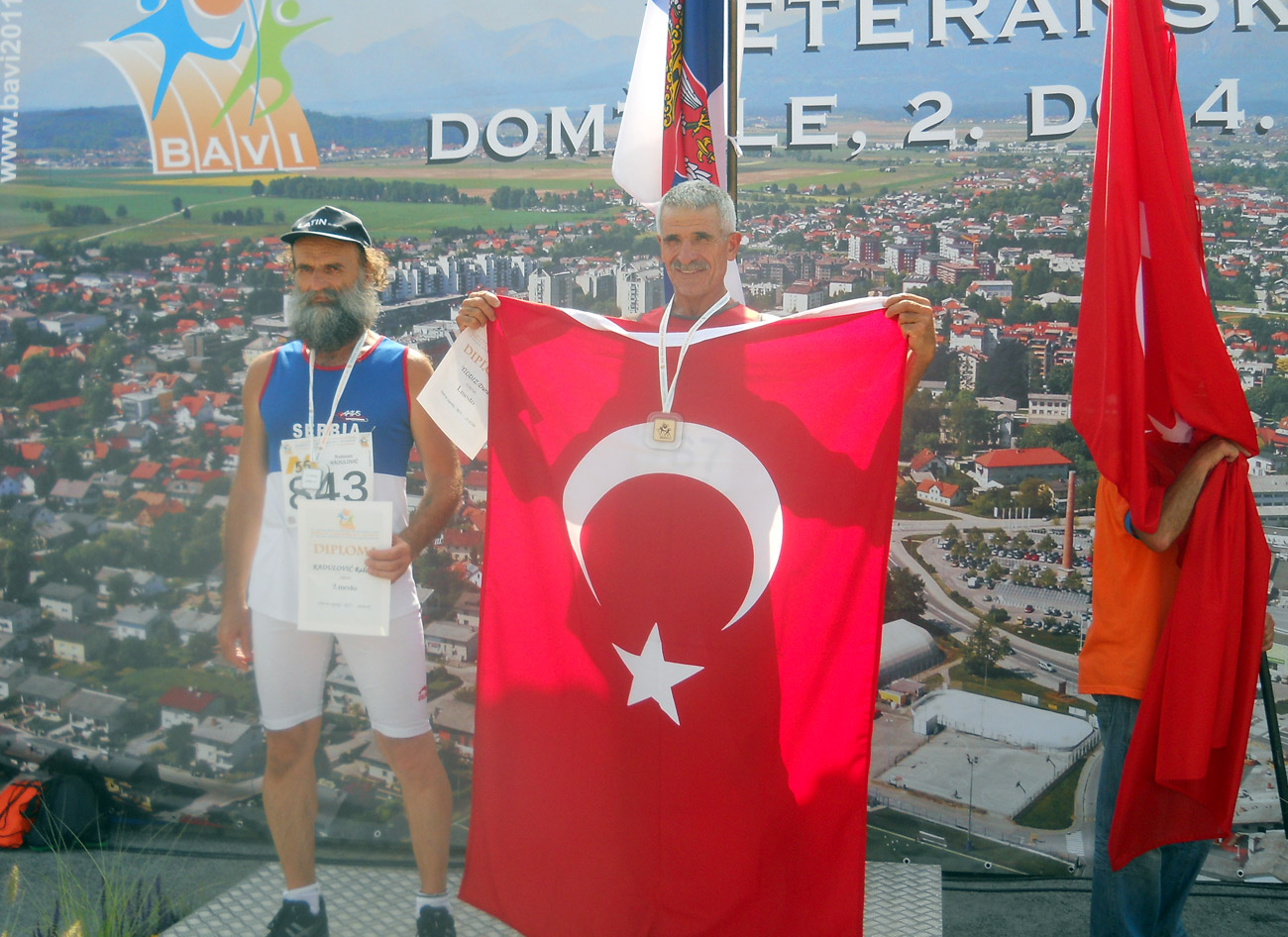 Durali Yıldız Balkan Rekoru Kırarak Şampiyon Oldu