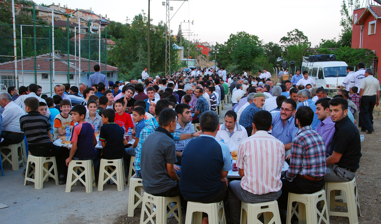 Konya,Yardımlarda Öncü Rolü Üstleniyor