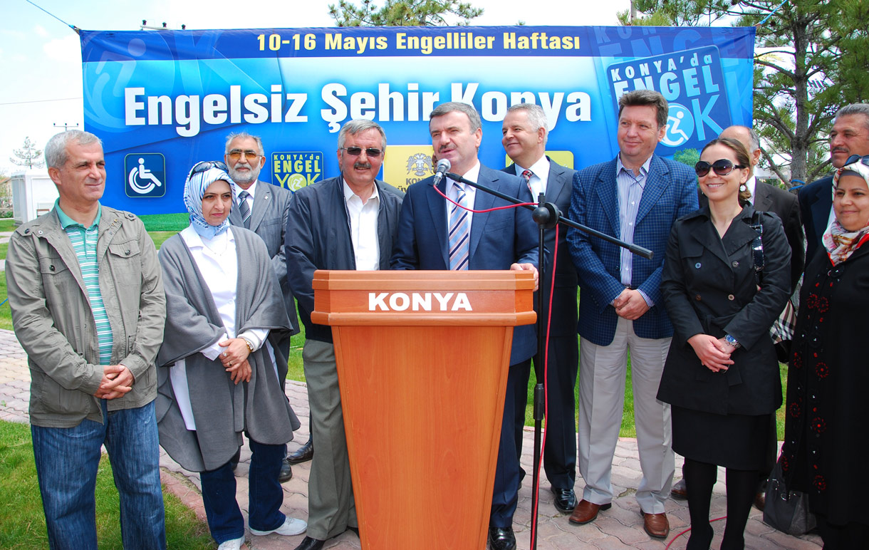 Başkan Akyürek Engellilerle Piknikte Buluştu