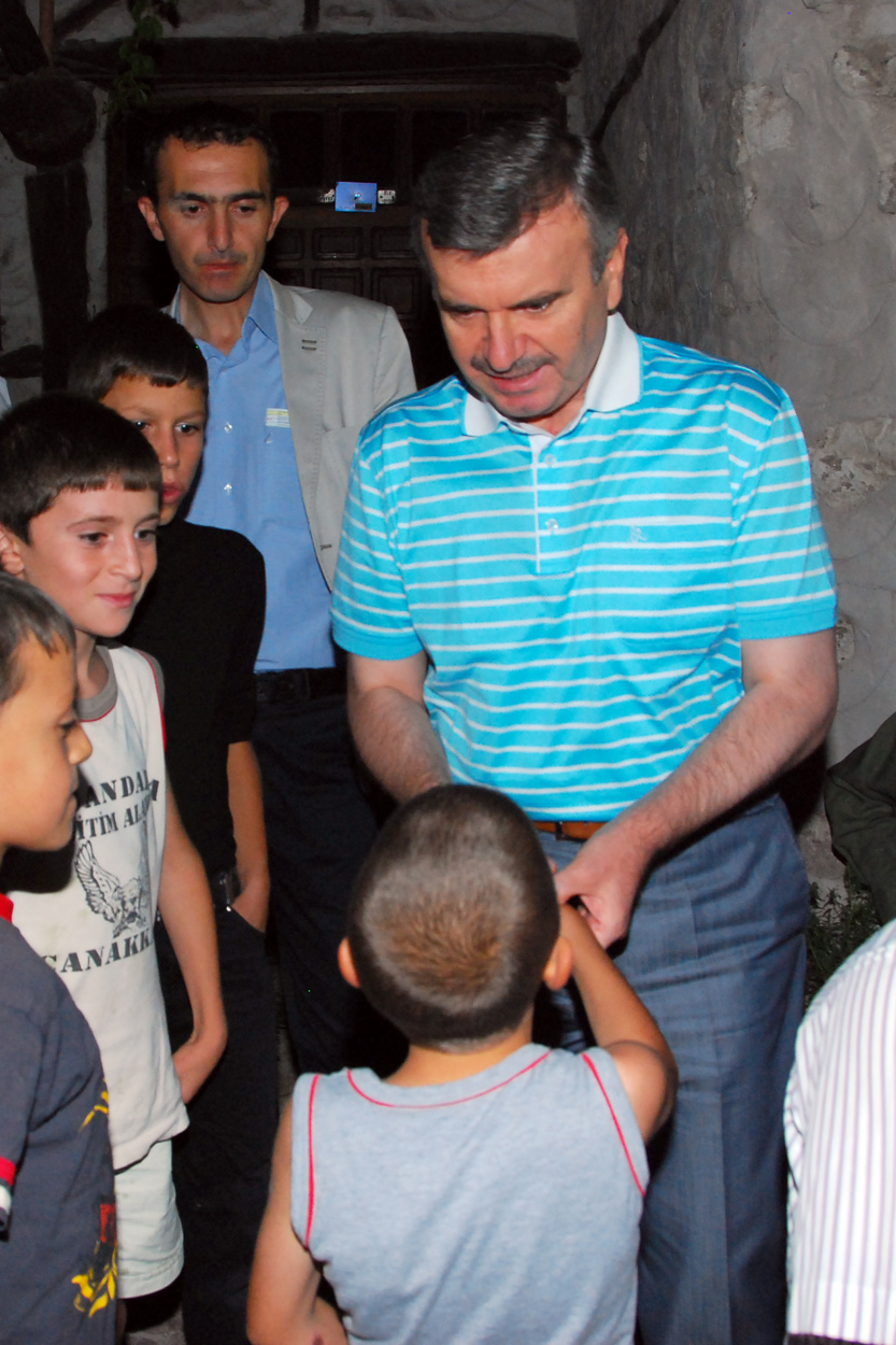 Sille'de Mahalle İftarı Düzenlendi
