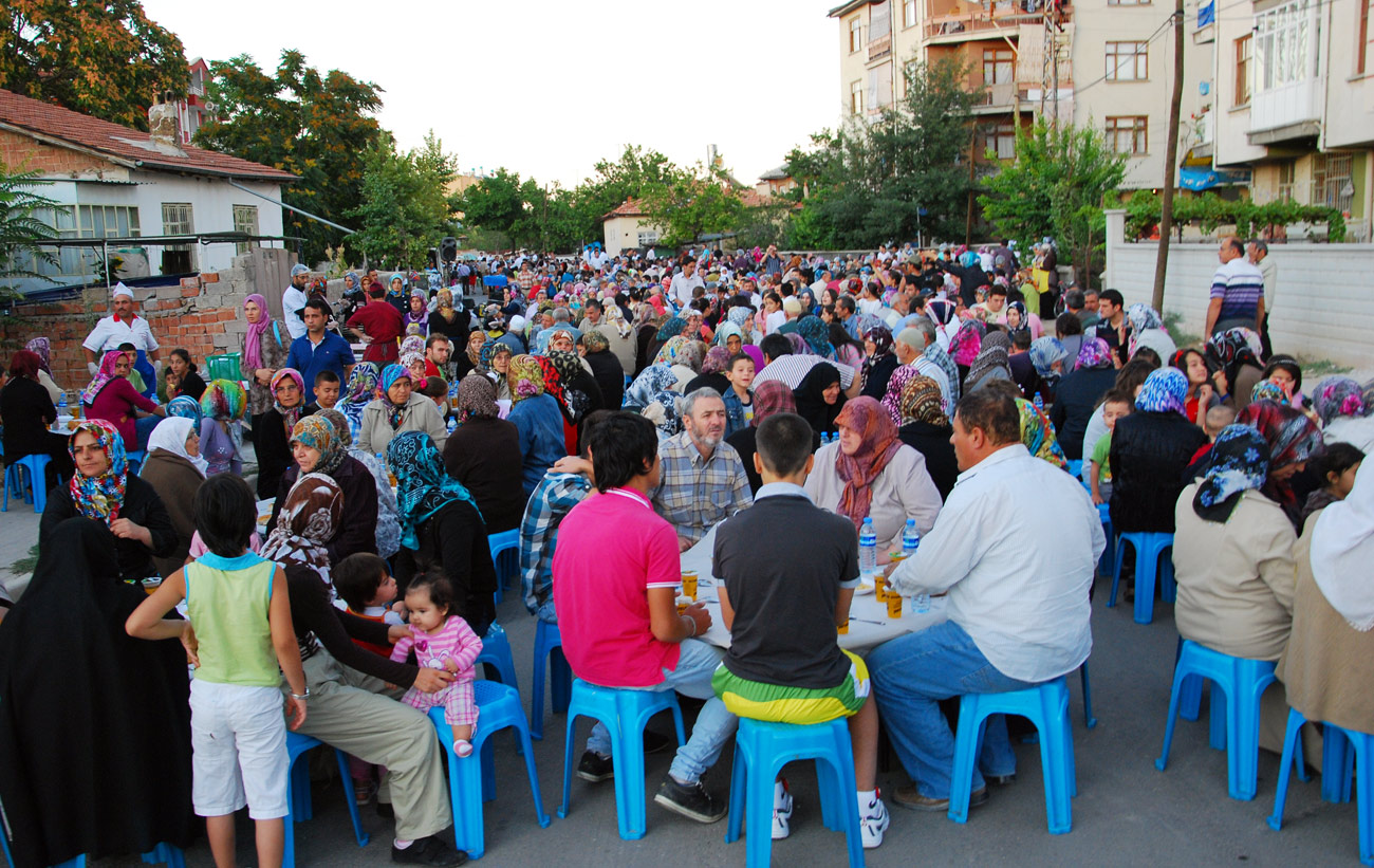 Mahalle İftarları Uluırmak Mahallesi'nde