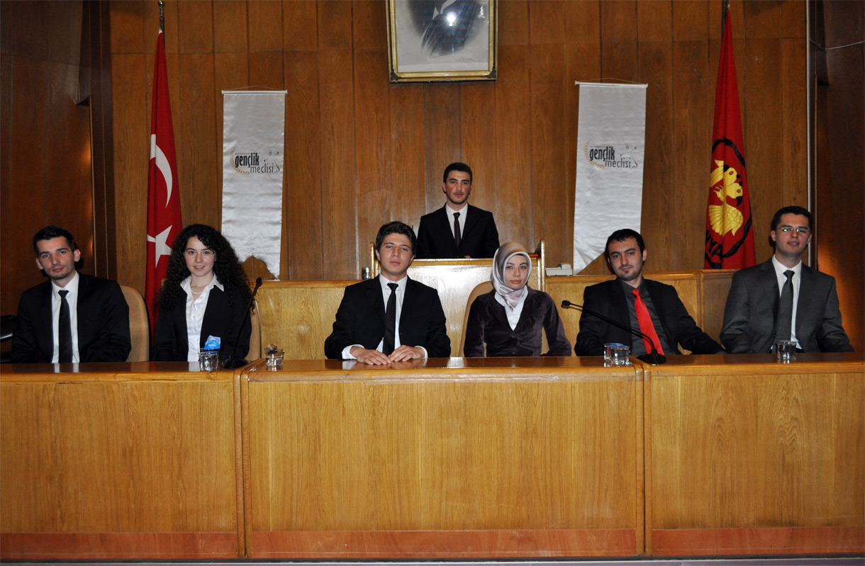 Büyükşehir Belediyesi Gençlik Meclisi Genel Kurulu Yapıldı