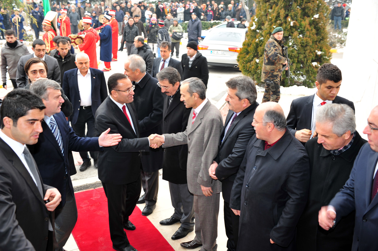 Başbakan Yardımcısı Bekir Bozdağ: 'Konya Tüm Belediyelere Model.'