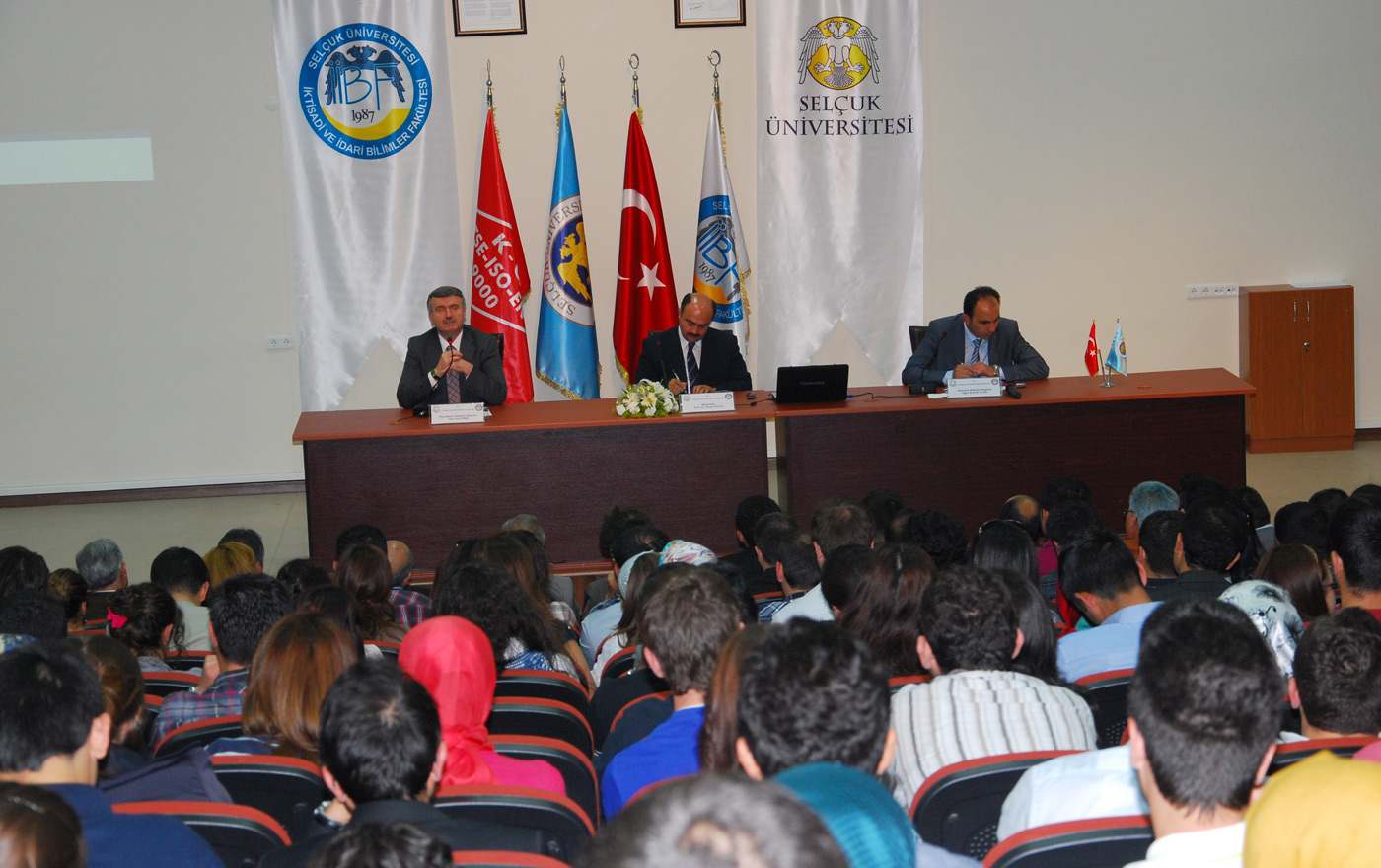 Şehrin İmarı İle İnsanların Mutluluğunu Hedefliyoruz