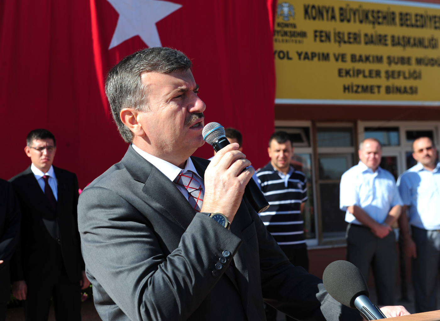 Başkan Akyürek Belediye Çalışanlarıyla Bayramlaştı