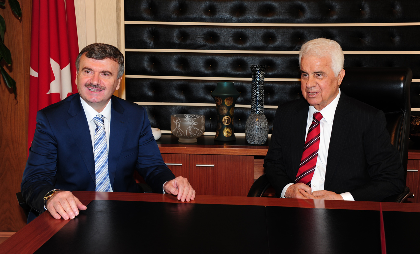 KKTC Cumhurbaşkanı Eroğlu Büyükşehir'de