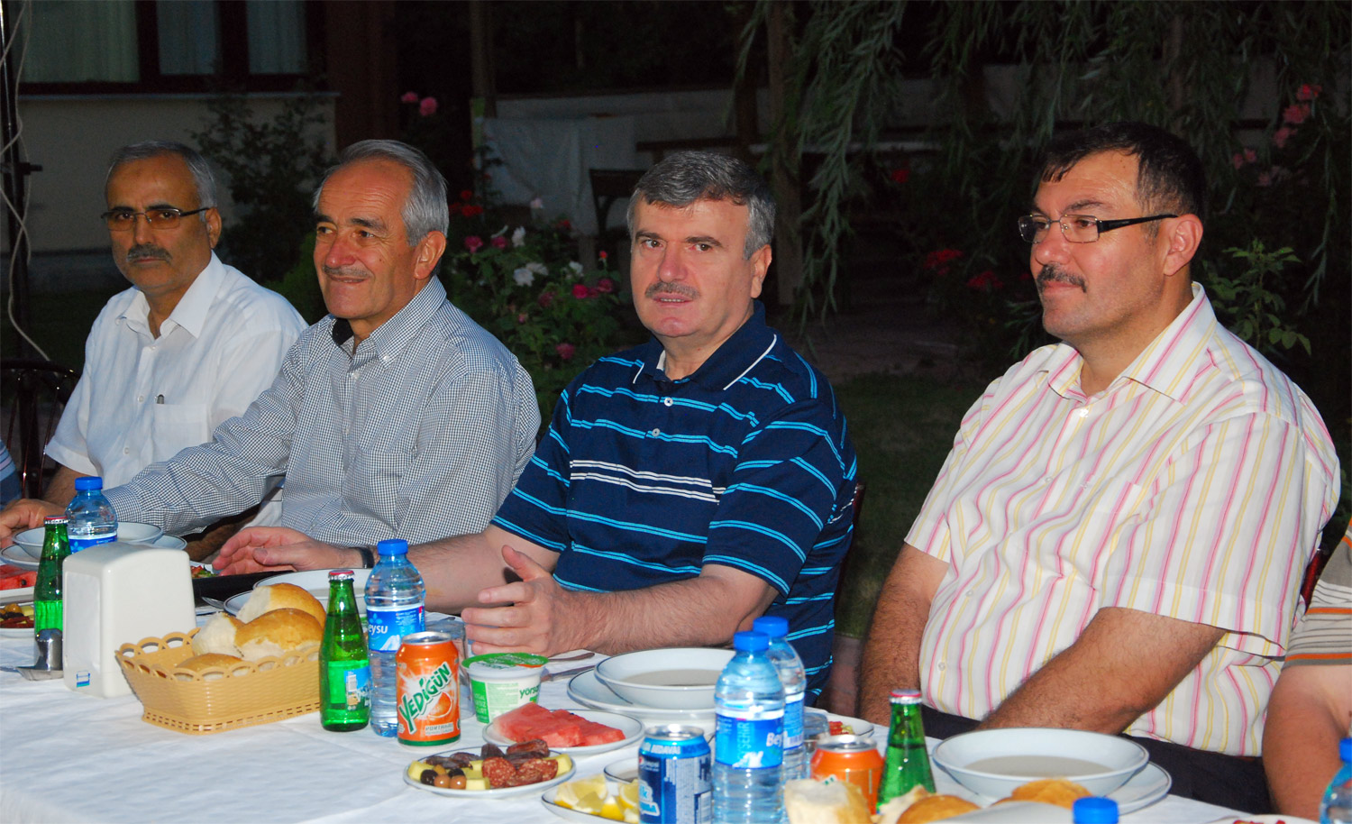 Başkan Akyürek Nöbetçi Ekiplerle İftarda Buluştu