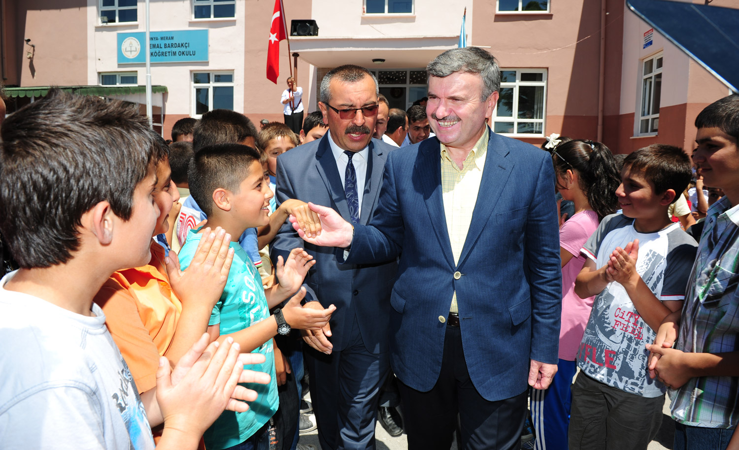 Başkan Akyürek Karne Heyecanına Ortak Oldu
