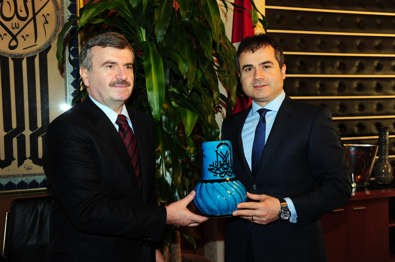 Bakan Kılıç Başkan Akyürek'i Ziyaret Etti