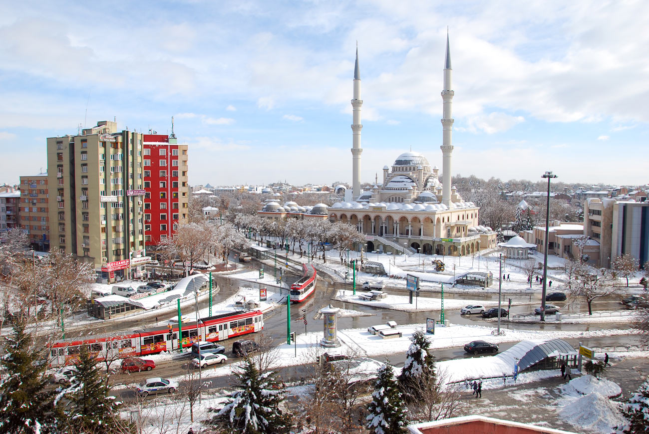 Konya'da Yoğun Kar Yağışı / Şehir İçinde Tüm Yollar Açık