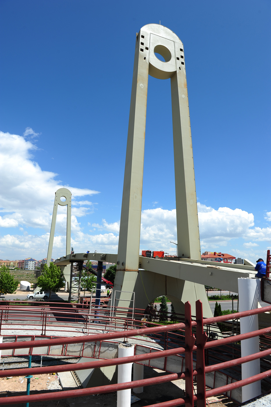Büyükşehir'den Türkiye'ye Örnek Yaya Köprüleri