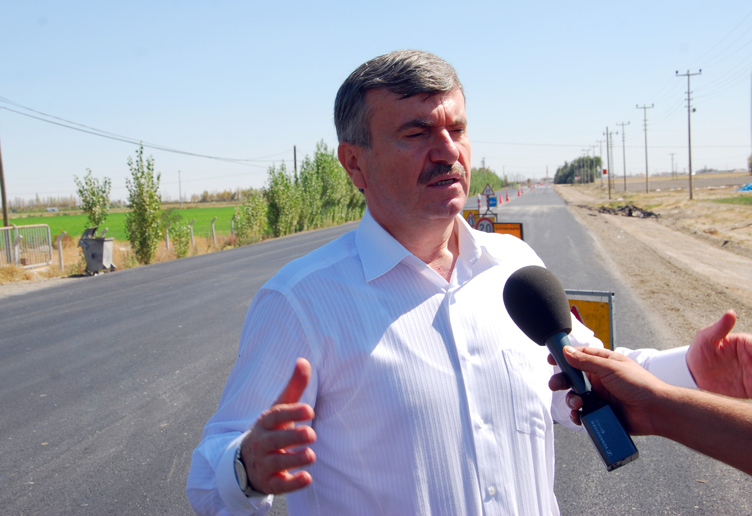 Saraçoğlu Mahallesi'nde 11 Kilometrelik Cadde Asfaltlandı