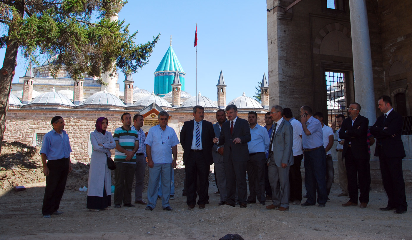 Mevlana Türbesi'ne Yakışan Düzenleme
