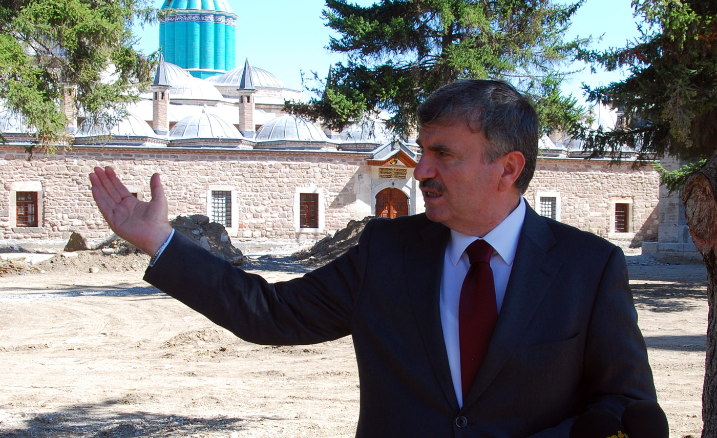 Mevlana Türbesi'ne Yakışan Düzenleme