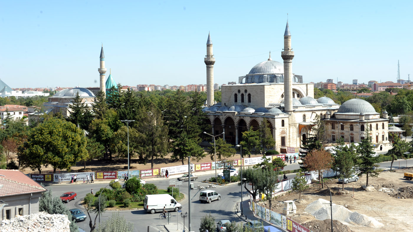 Mevlana Türbesi'ne Yakışan Düzenleme
