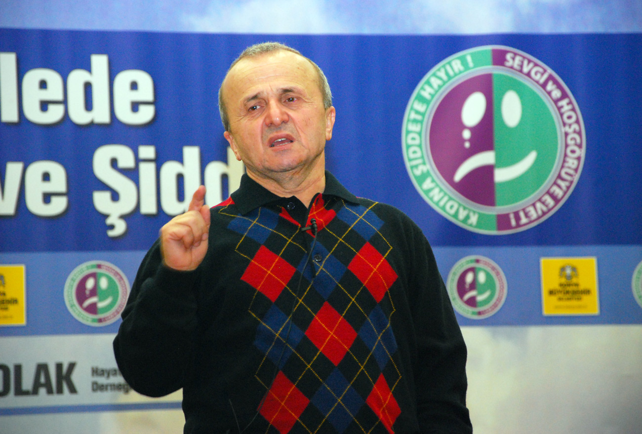Huzur Şehrinde Sevgi Konferansları Devam Ediyor