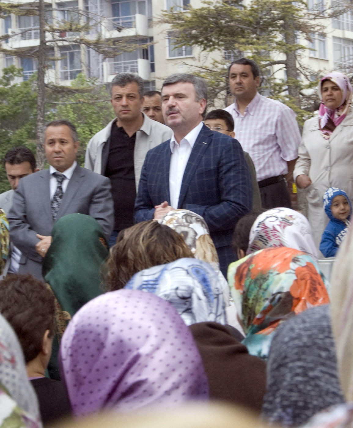 Bayanlara 'Anneler Günü'nde Çanakkale Gezisi