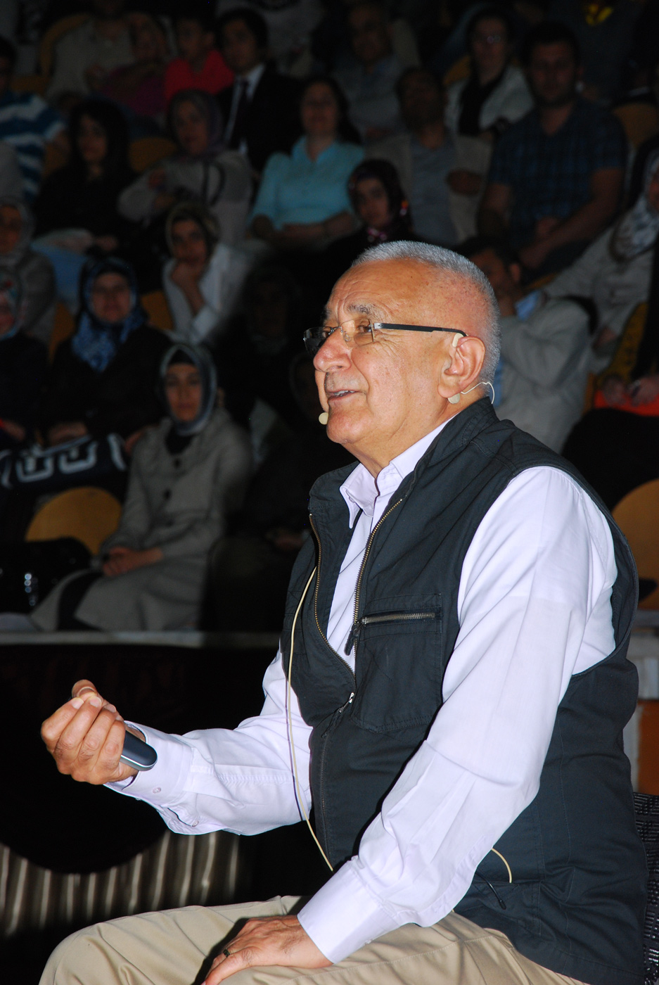Doğan Cüceloğlu'ndan 'Anlamlı Yaşam' Sohbeti