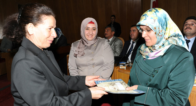 'Hünerli Eller'de Dereceye Girenlere Ödülleri Verildi