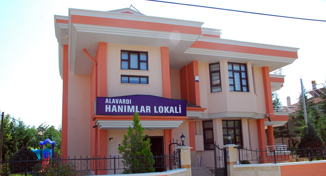 Hanımlar Lokali ve KOMEK Spor Merkezleri'ne Kayıt Alınıyor