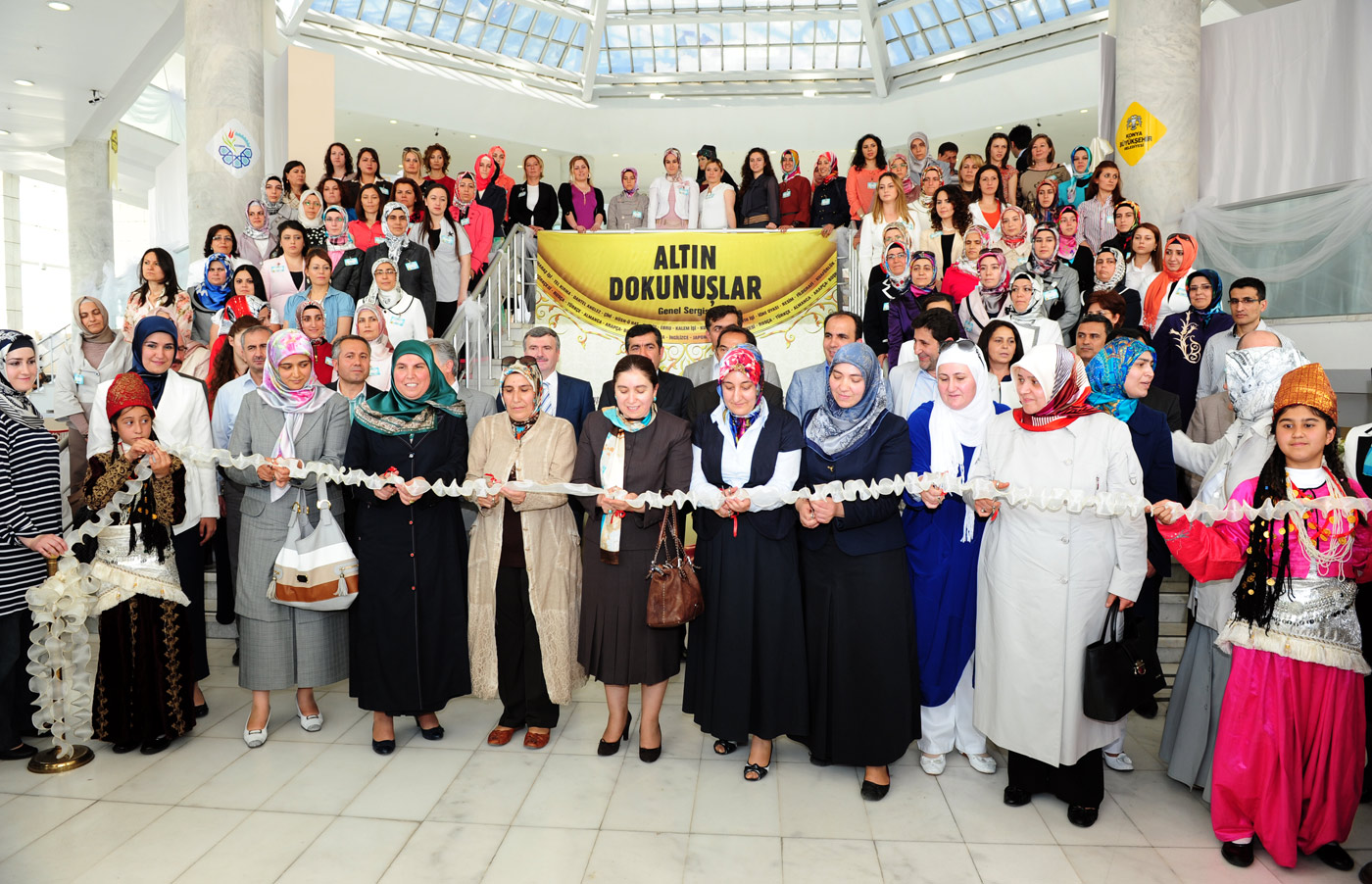 Altın Dokunuşlar Sergisi 1.111 Eserle Açıldı