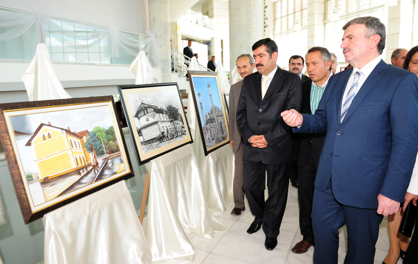 Altın Dokunuşlar Sergisi 1.111 Eserle Açıldı