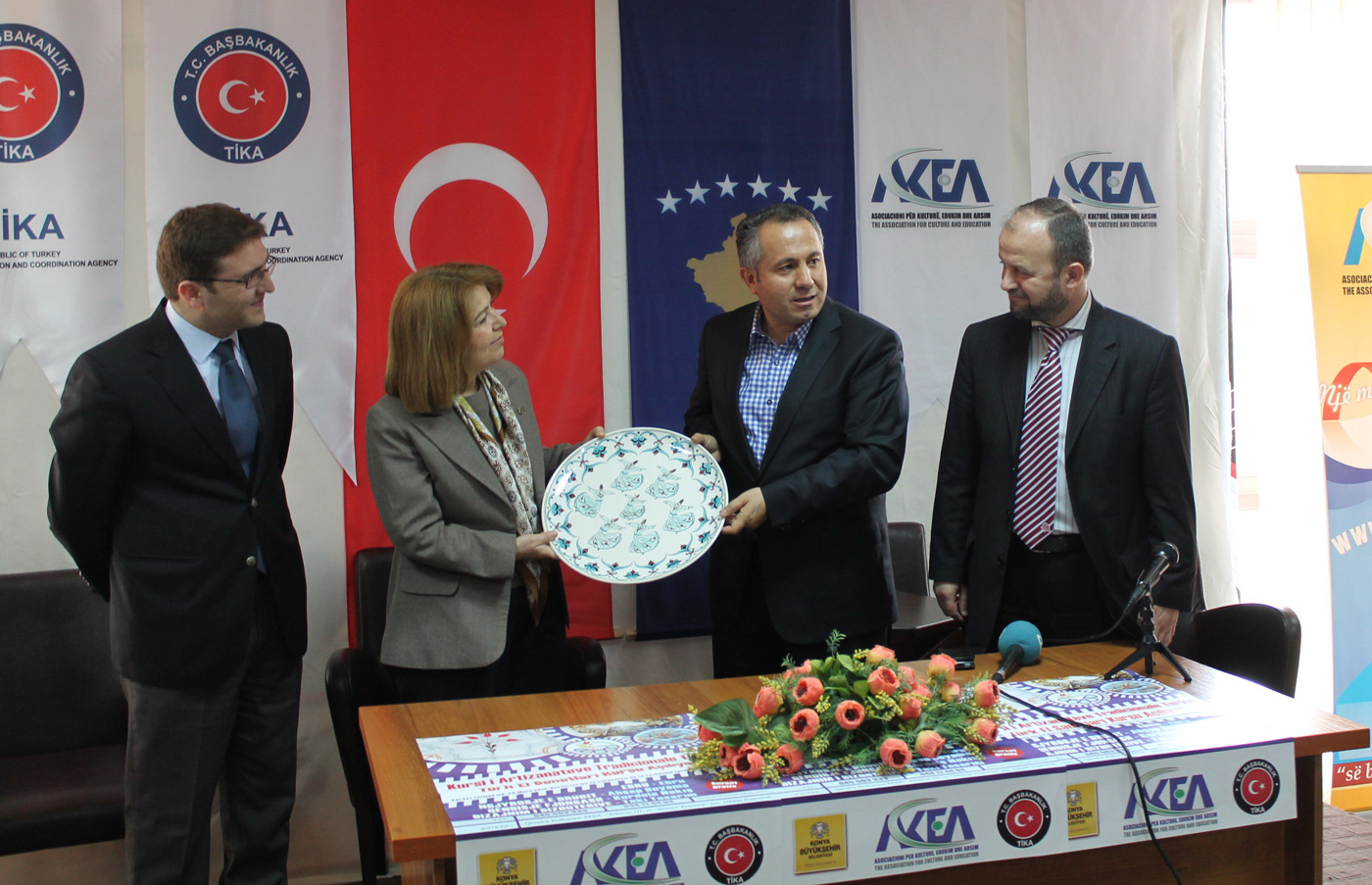 Yurt Dışı KOMEK Şubeleri Ülkeler Arası İşbirliğine Katkı Sağlıyor