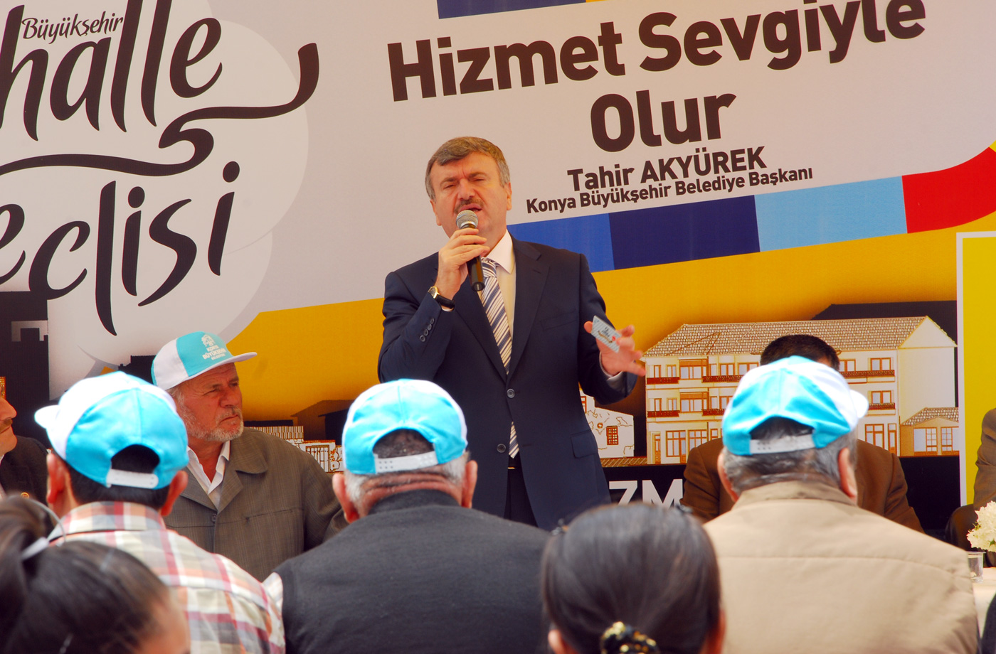 Anneler Toplumun Temel Direğidir