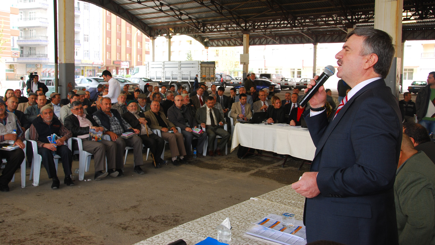 Büyükşehir'in 2012 Asfalt Hedefi 600 Bin Ton