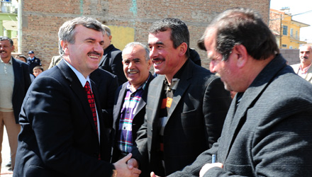 Başkan Tahir Akyürek Mahalle Meclisi'nde