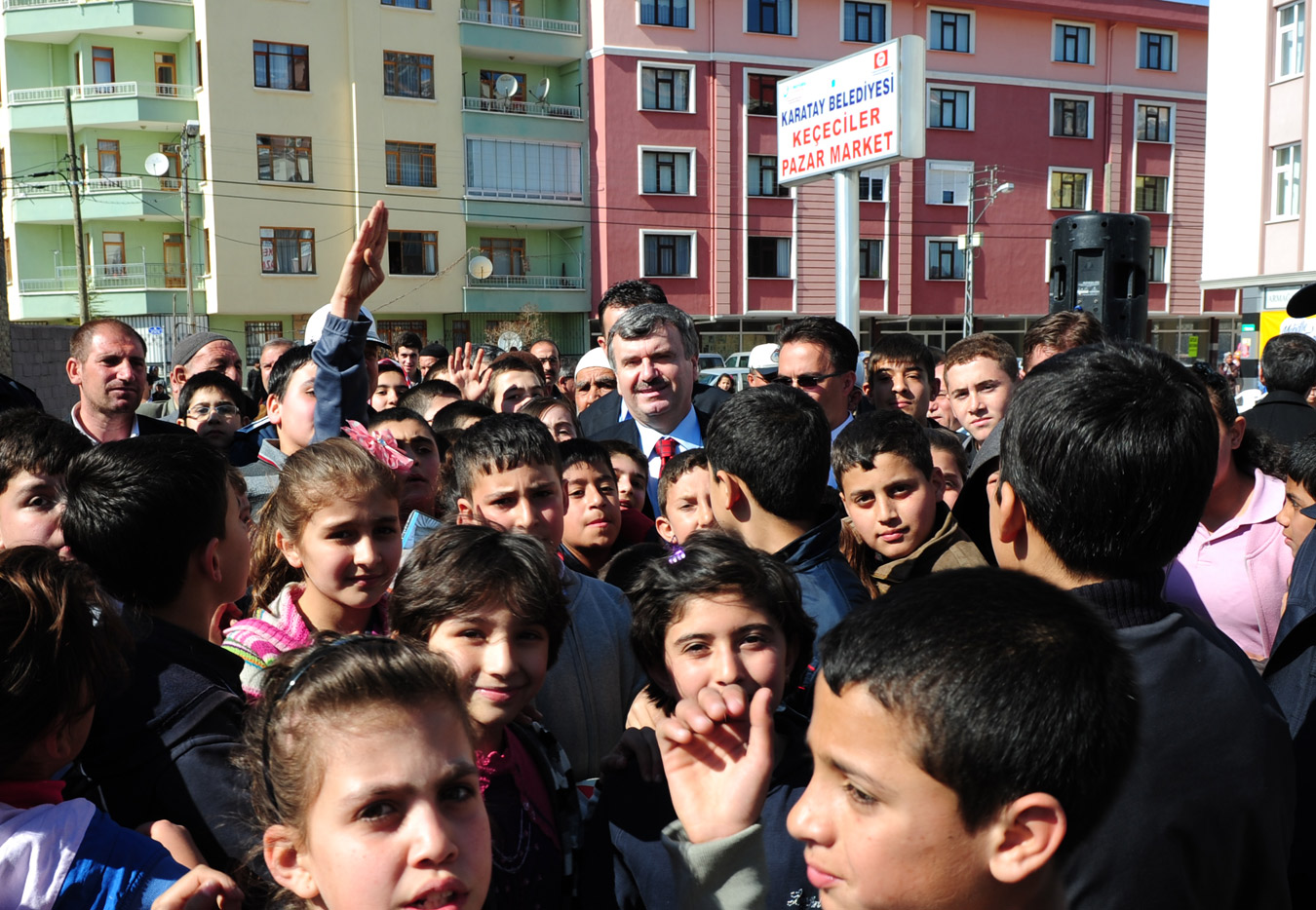 Başkan Tahir Akyürek Mahalle Meclisi'nde
