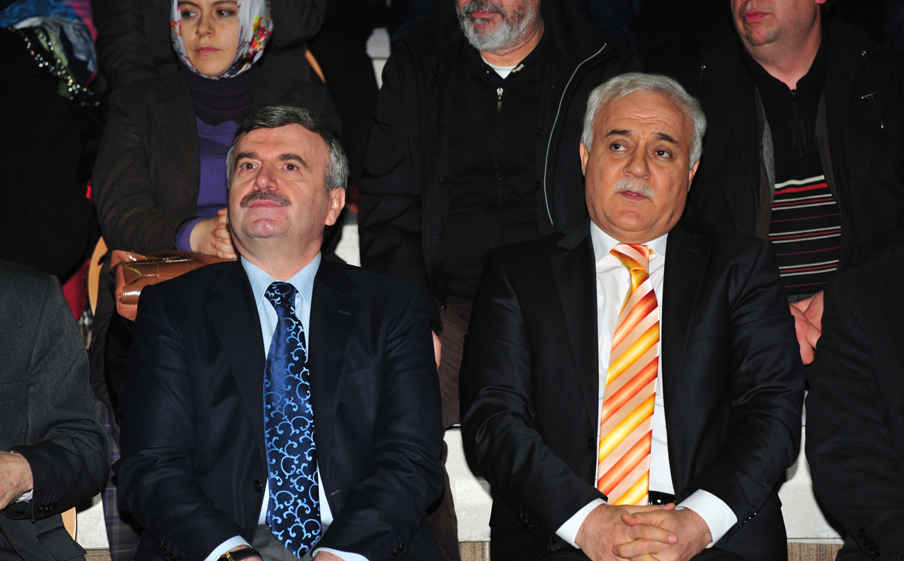 Huzur Şehrinde Sevgi Konferansları Nihat Hatipoğlu İle Başladı