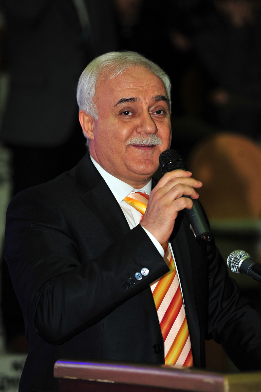 Huzur Şehrinde Sevgi Konferansları Nihat Hatipoğlu İle Başladı