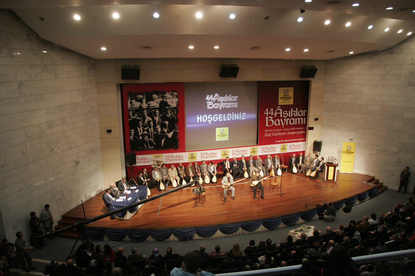 Aşıklar Bayramı Coşkuyla İzleniyor