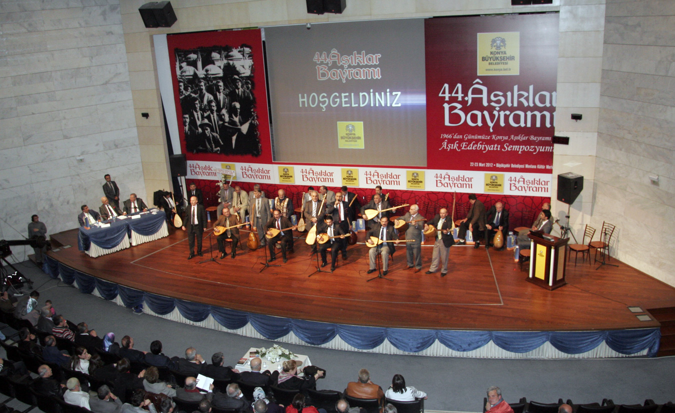 Aşıklar Bayramı Coşkuyla İzleniyor