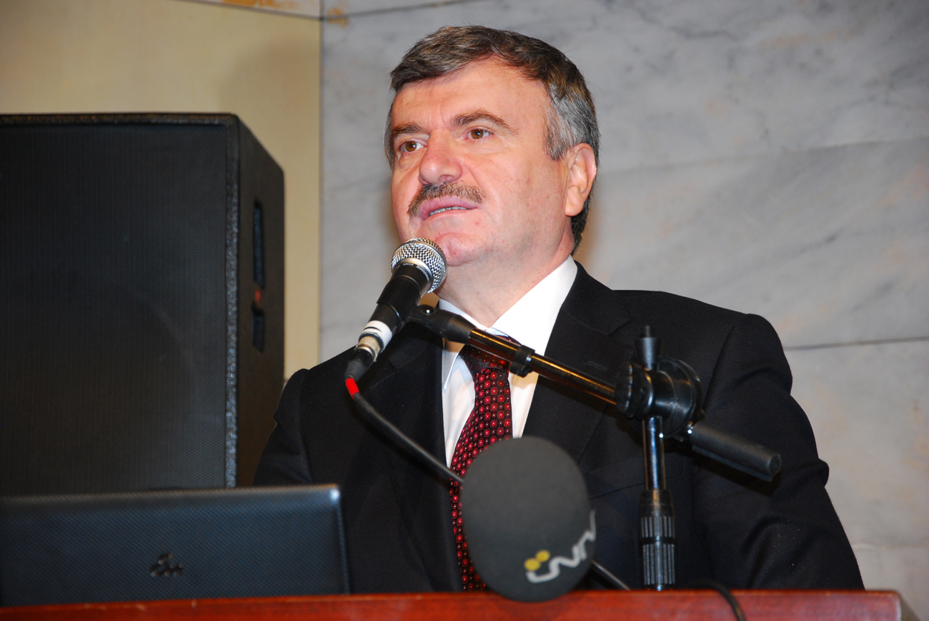 Âşıklar Bayramı, 'Âşık Edebiyatı Sempozyumu' İle Başladı