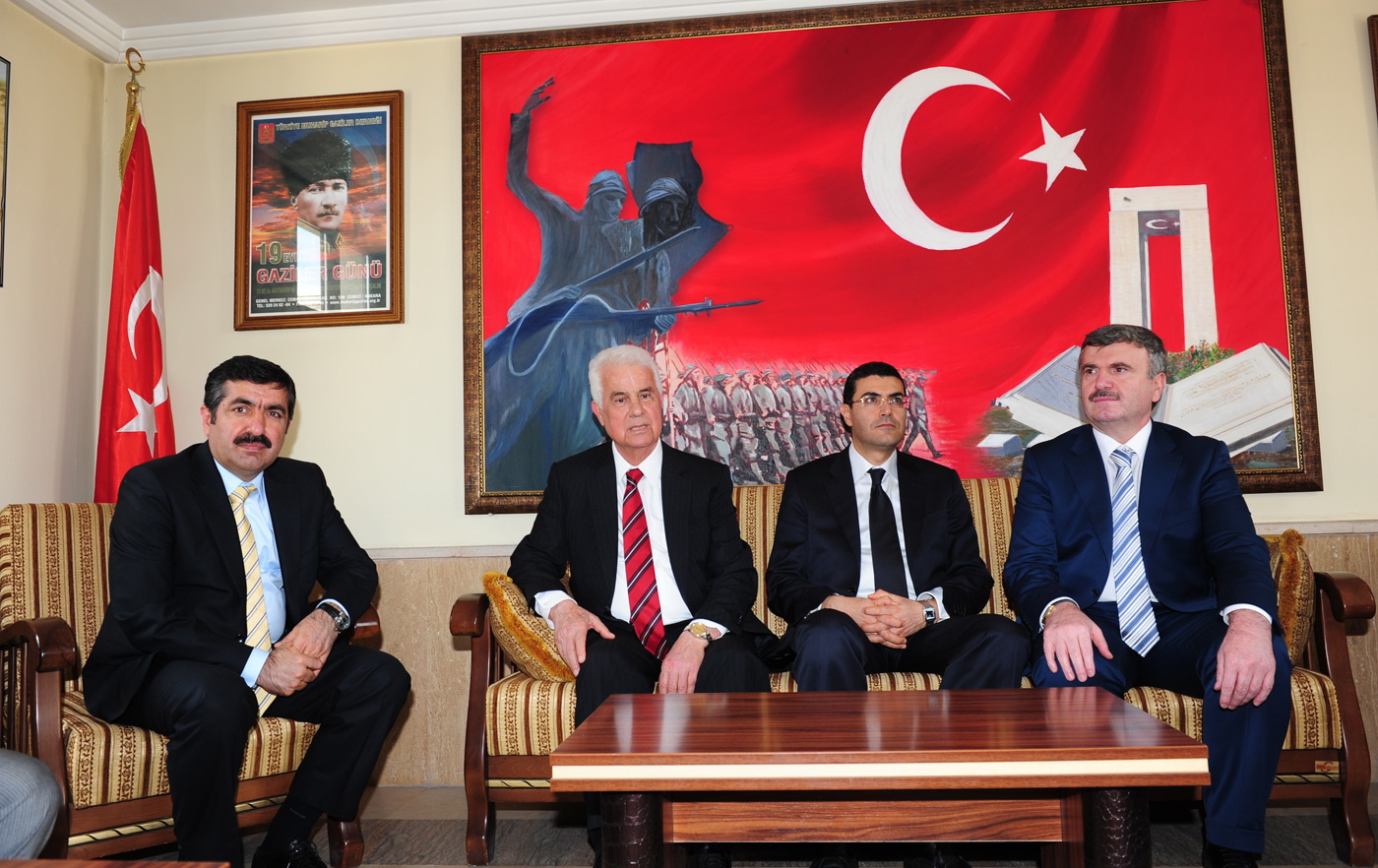 Anavatan En Büyük Mutluluğumuz ve Garantimizdir
