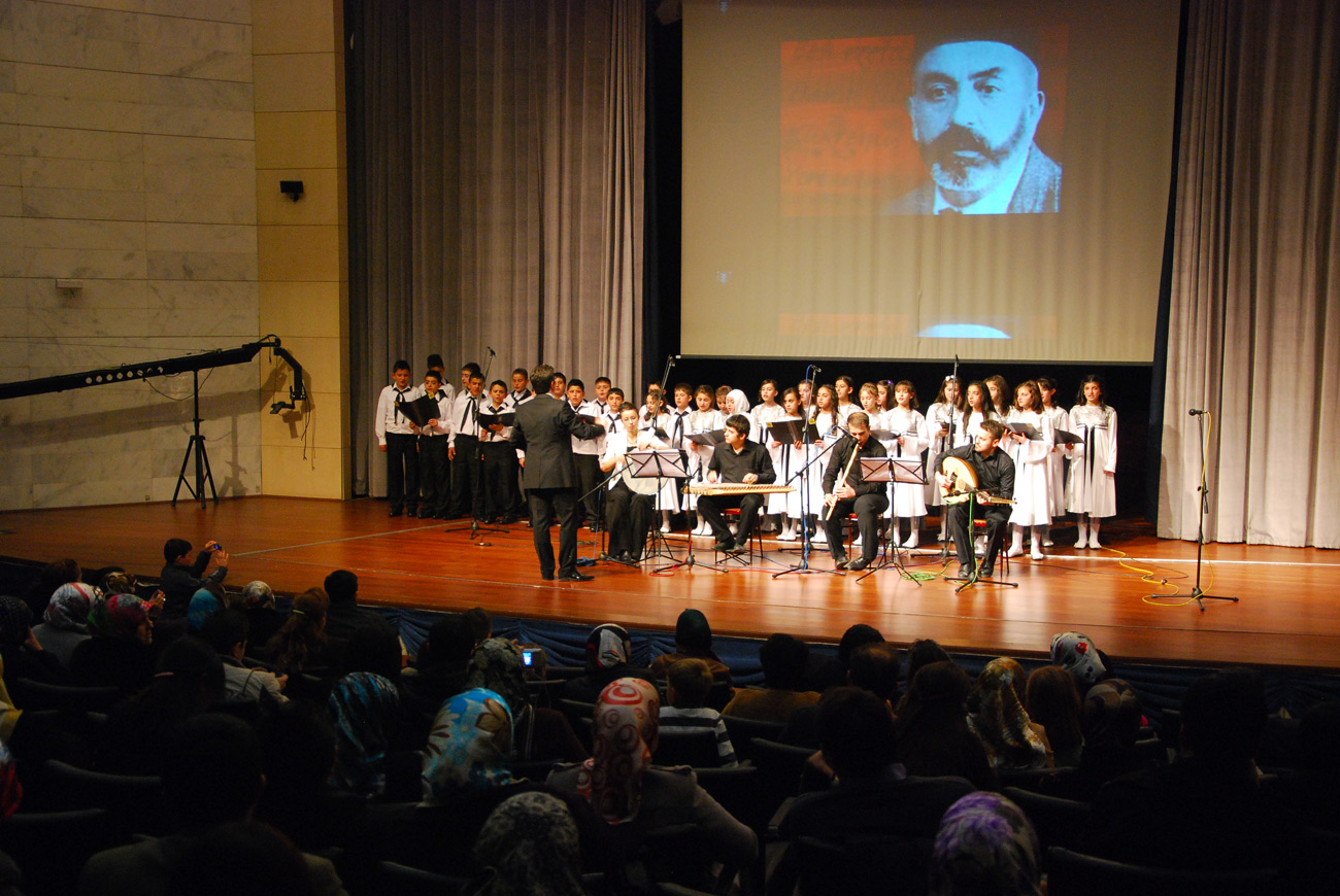 Büyükşehir'den İstiklal Marşı nın Kabulü Etkinlikleri