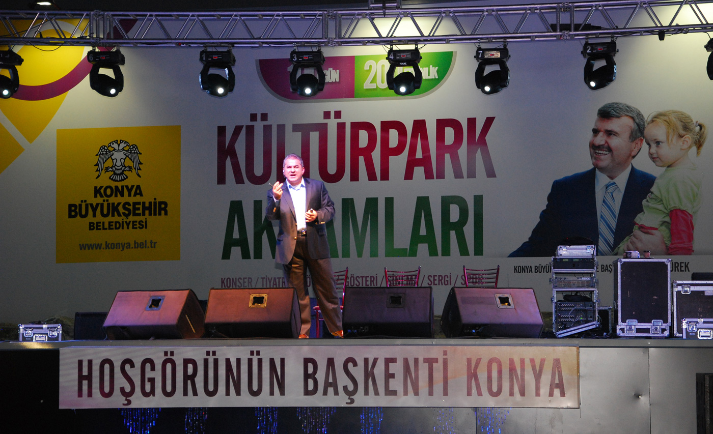 Kültürpark Akşamları İlgiyle İzleniyor