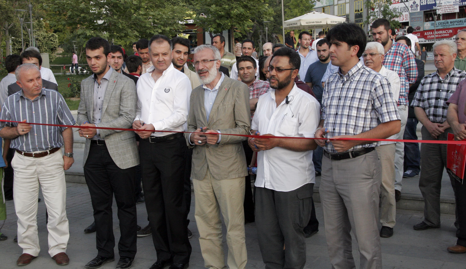 Kültürpark'ta 'Srebrenitsa Şehitleri' Anıldı