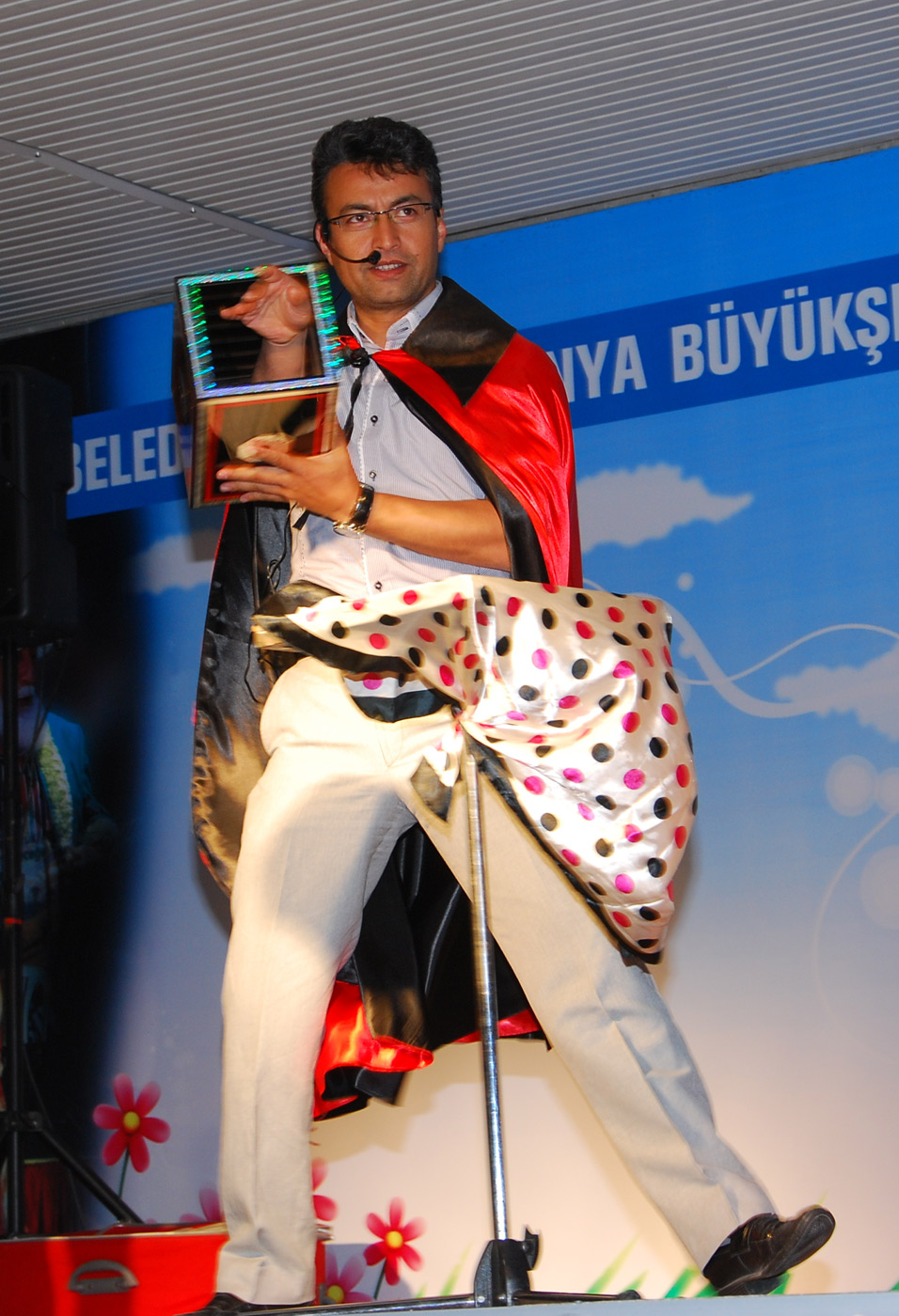Mahalle Şenlikleri Coşkuyla İzleniyor