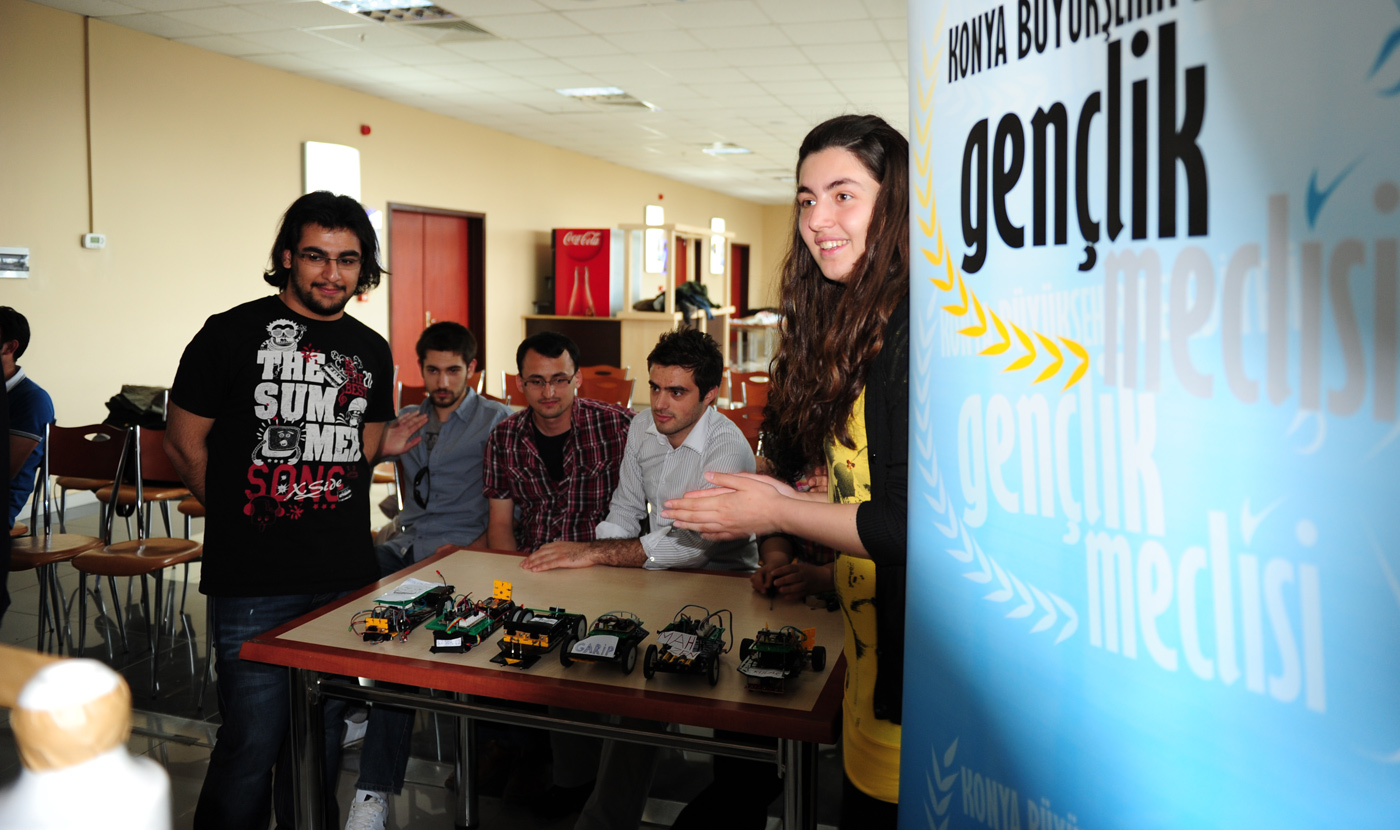 Geleceğin Robot Tasarımcıları Yarıştı