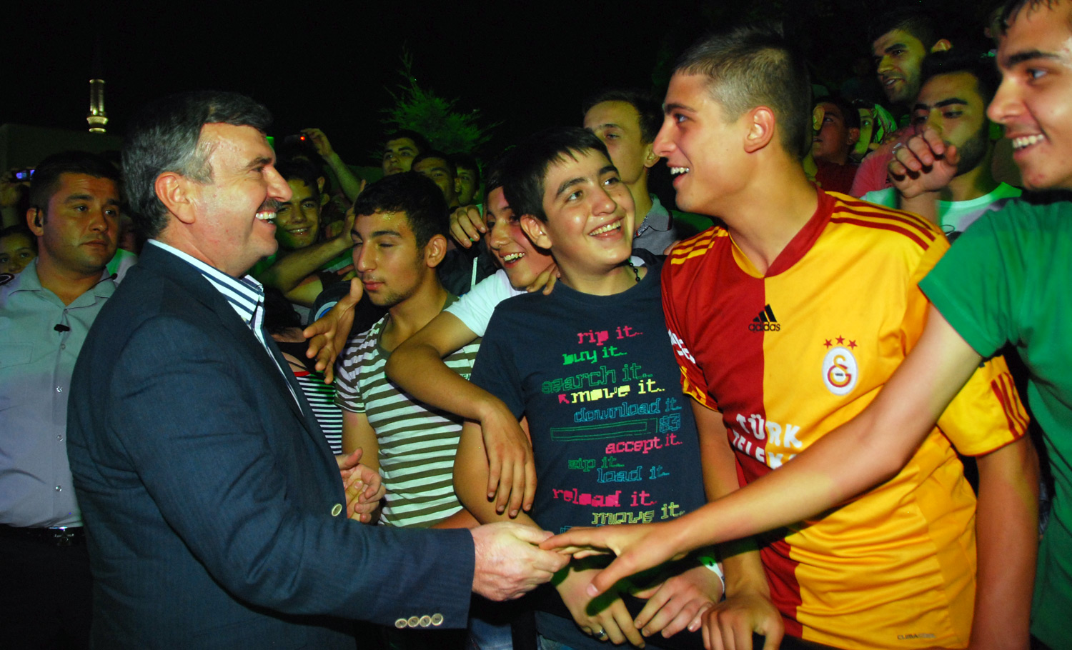 100 Günde 200 Proje Kapsamında Kültürpark'ta Sagopa Kajmer Sahne Aldı