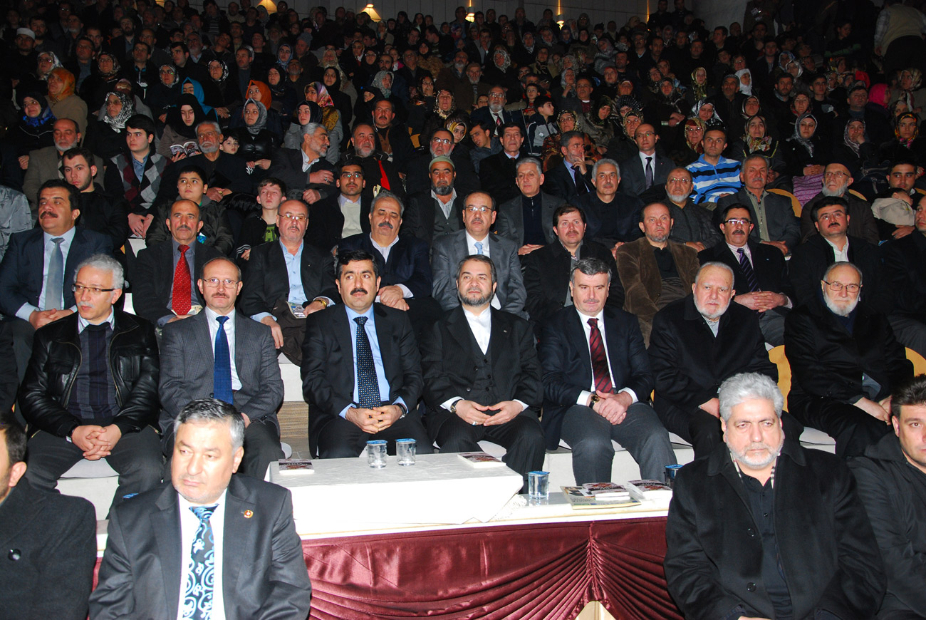 Tahir Büyükkörükçü Hocaefendi Anıldı